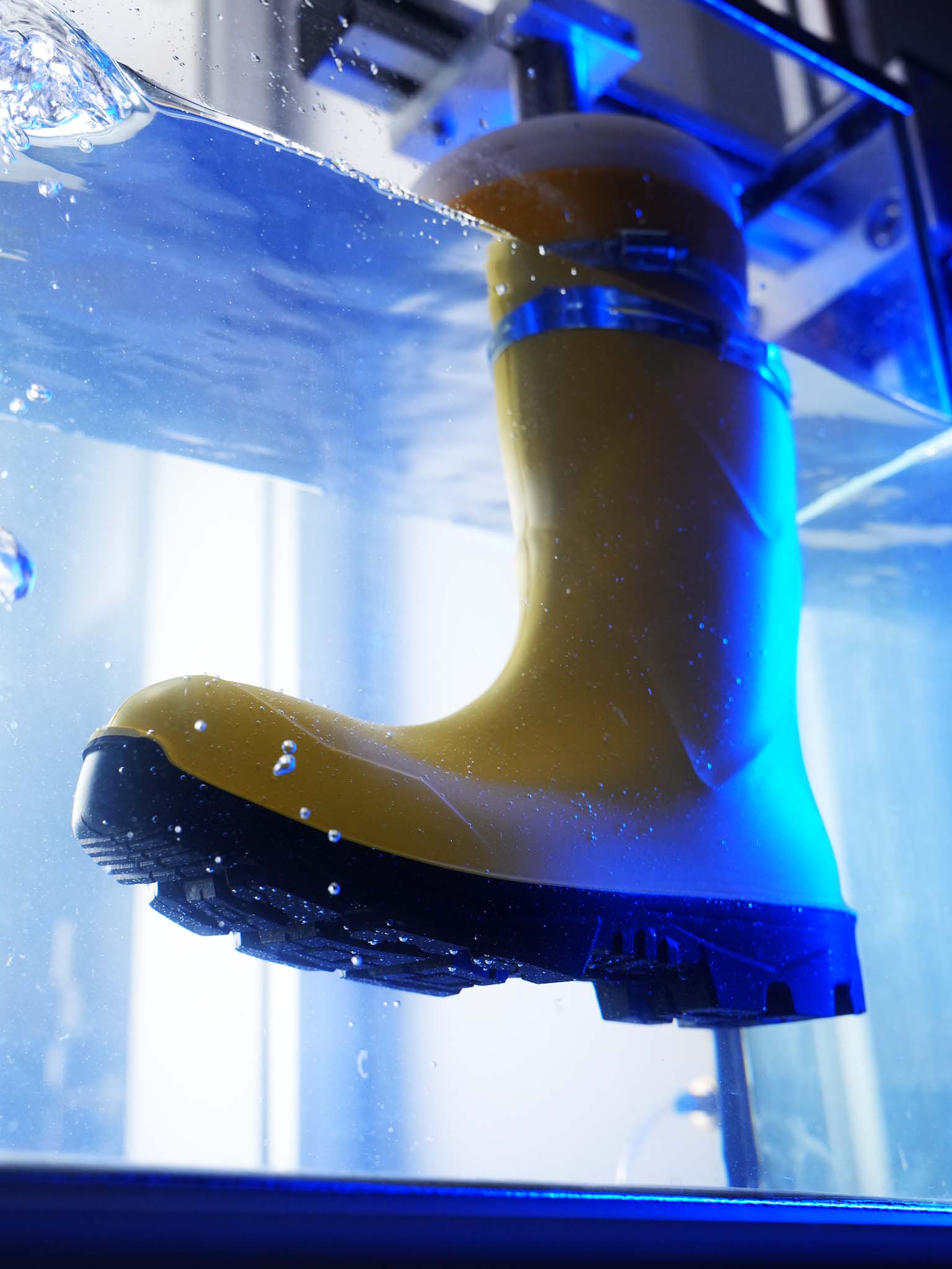 home-lab-section-image-hover